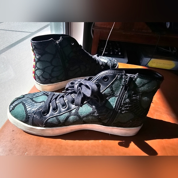 Steve Madden Allie Green Multi Embroidered High-Top Sneakers Size 8 women's - Picture 7 of 10